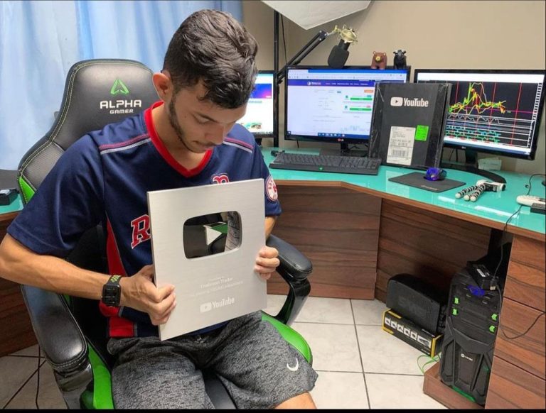 Capa do curso Fábrica de Traders – Thalisson Trader
