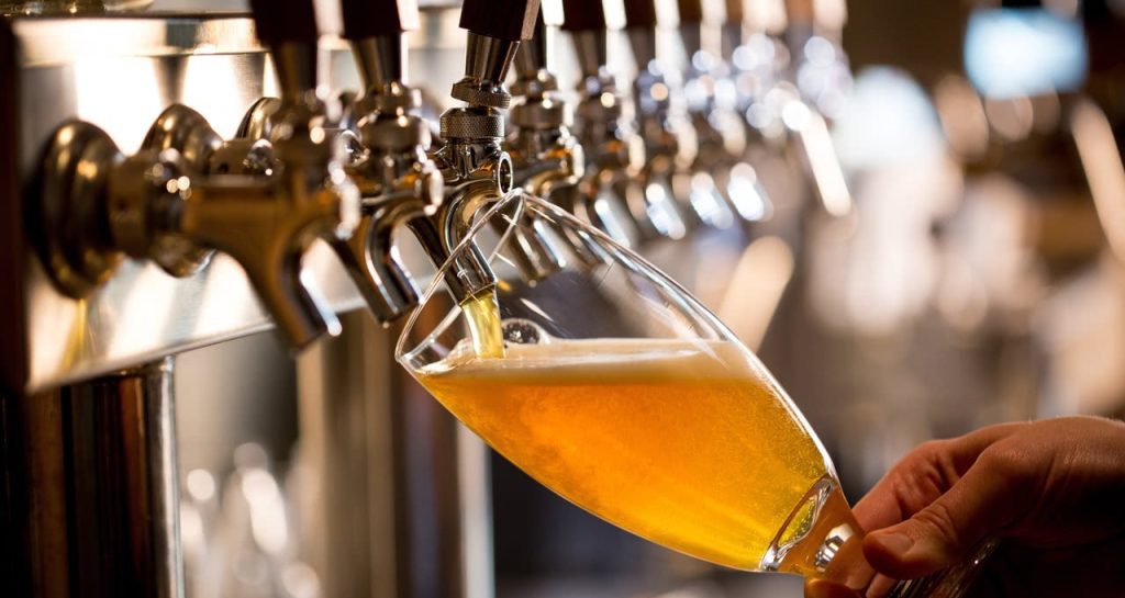 Capa do curso Introdução ao Mundo das Cervejas – Felipe Vasconcellos