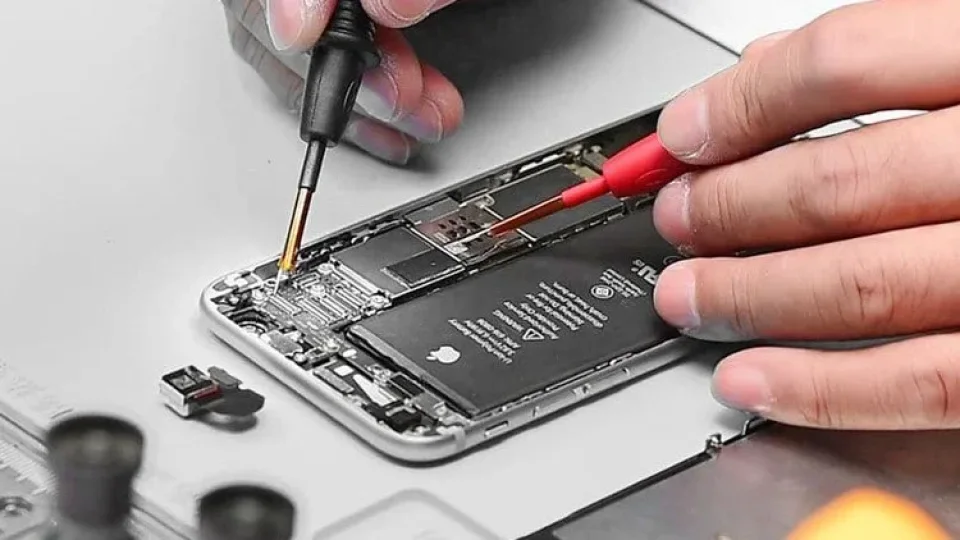 Capa do curso Especialista em Manutenção de Iphones