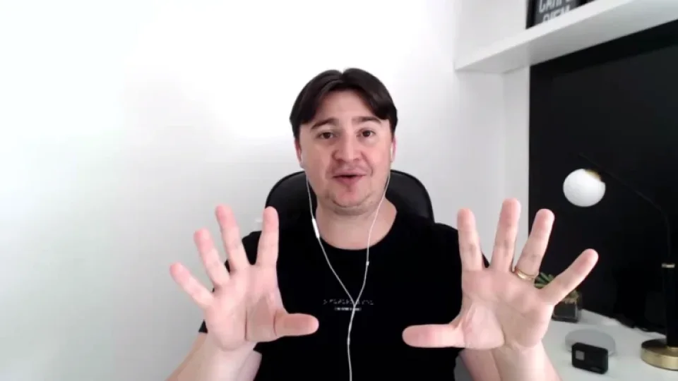Capa do curso Máquina de Tráfego e Conversão – Adriano Gianini
