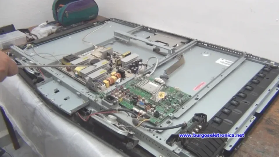 Capa do curso Reparo de TV Lcd, LED e Plasma – Luis Carlos