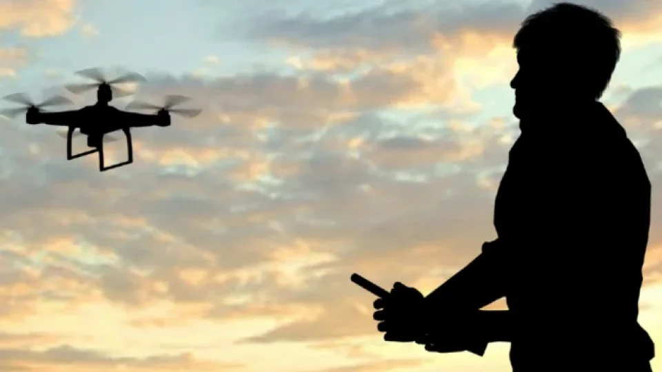 Capa do curso Curso de Pilotagem de Drones