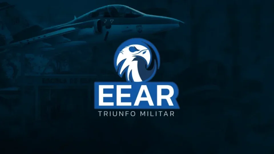 Capa do curso Eear – Triunfo Militar