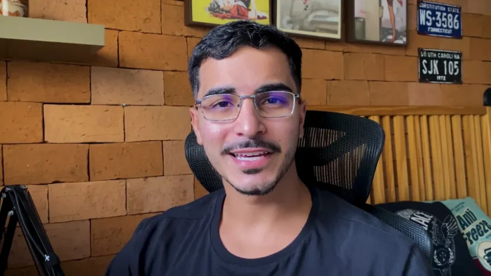 Capa do curso Webhub – Gustavo Campelo