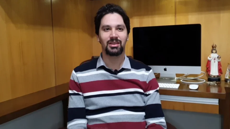 Capa do curso Academia Trivium – Rafael Falcón