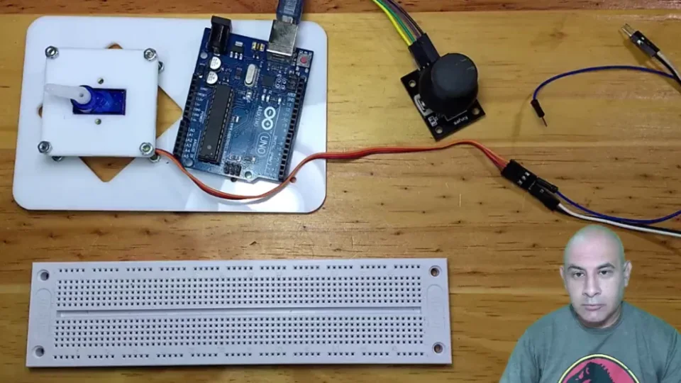 Capa do curso Arduino: Introdução À Robótica – Alura