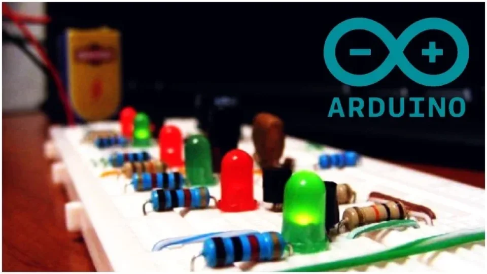 Capa do curso Arduino na Prática – Rodrigo Cesar
